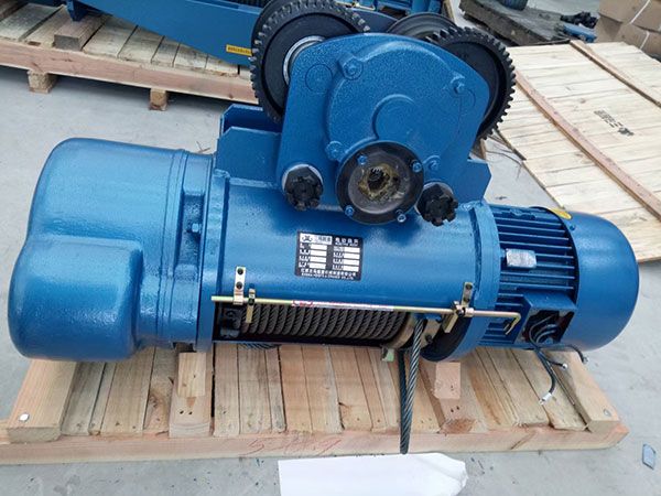 Electric hoist